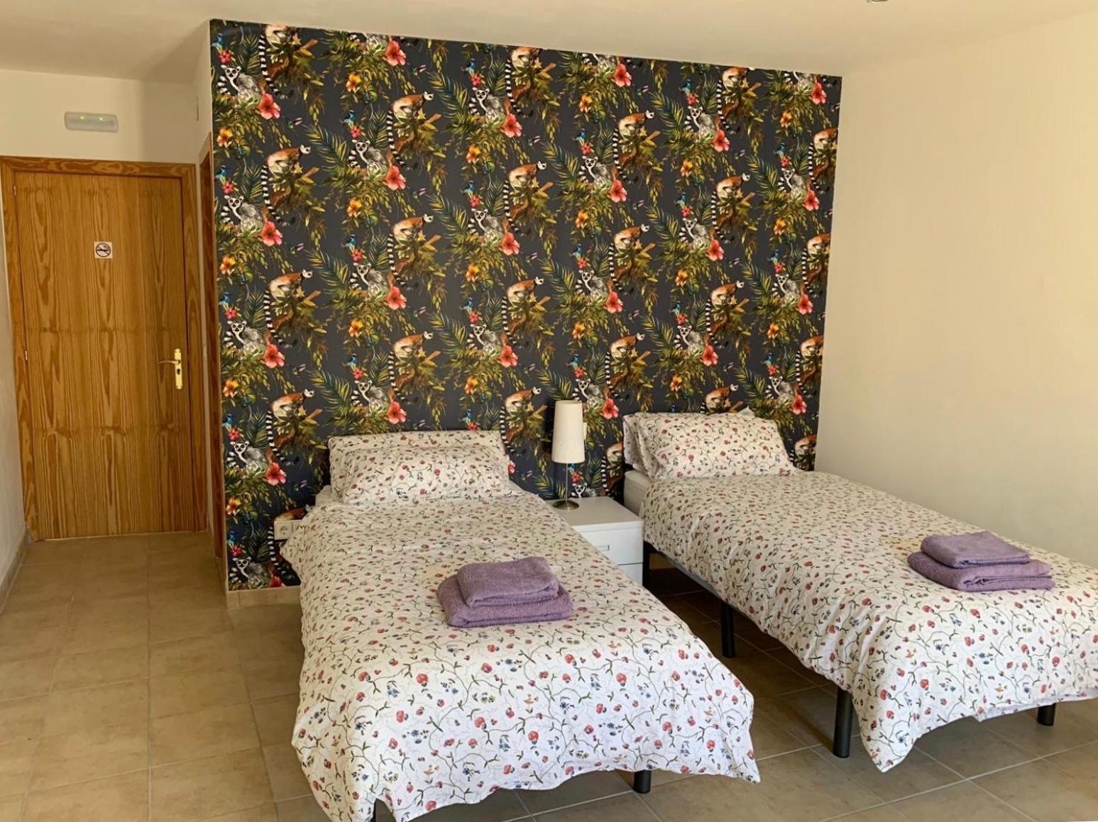 Hostal Casa Michaels 埃布罗河畔莫拉 外观 照片